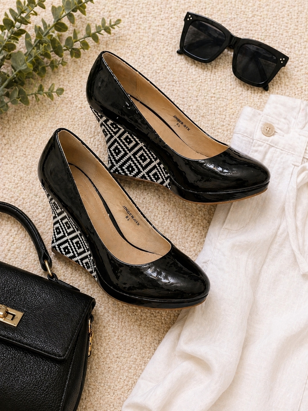 GoMax Black Patent Wedge Heels 8.5